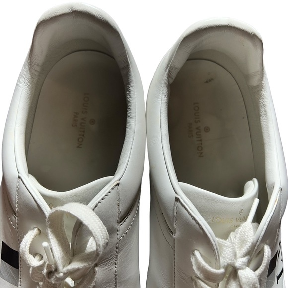 Louis Vuitton Rivoli
Damier Grey size 11 good condition as seen in lots of pics - Picture 15 of 16